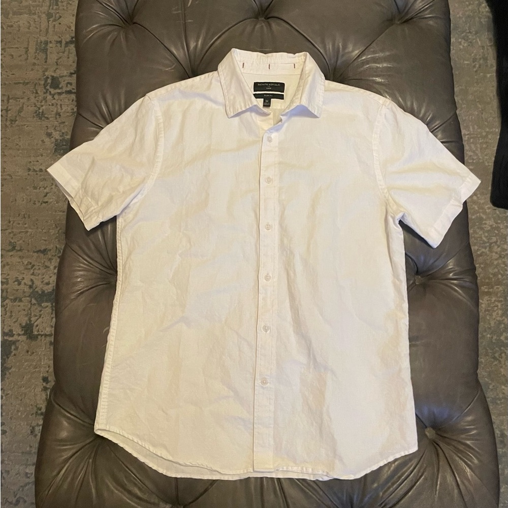 Banana Republic linen/cotton slim short sleeve shirt